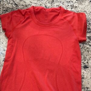 Carnation Red Swiftly Tech Size 6 Shirt